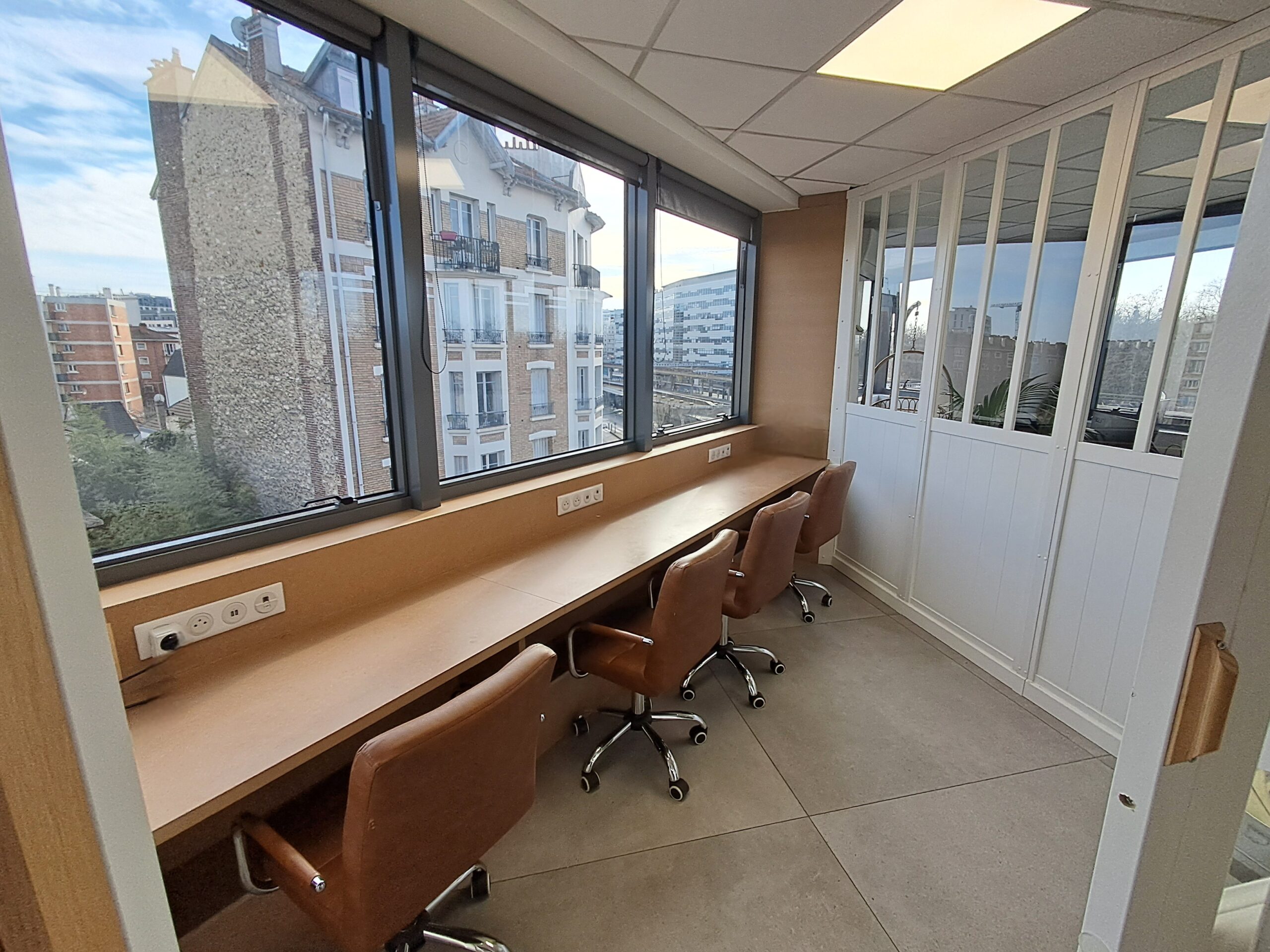 Bureau privé a louer la coupole 1 Coworking Co'loc
