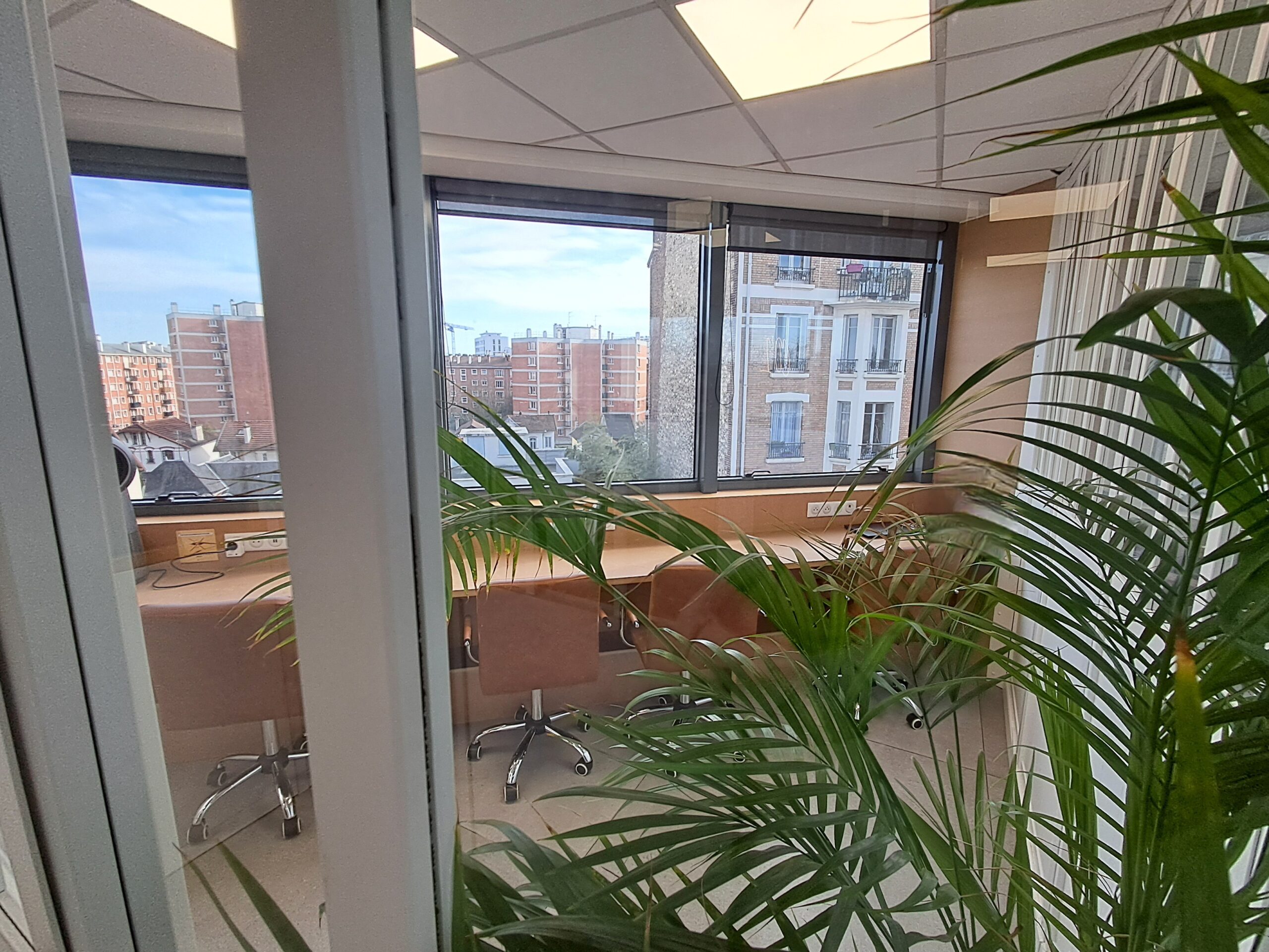 Bureau privé a louer la coupole 1 Coworking Co'loc