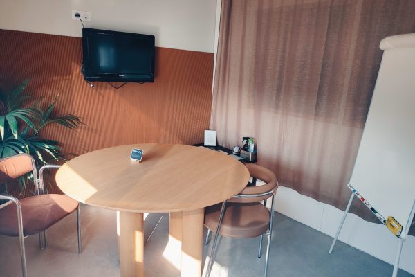 Salle de réunion toute équipée